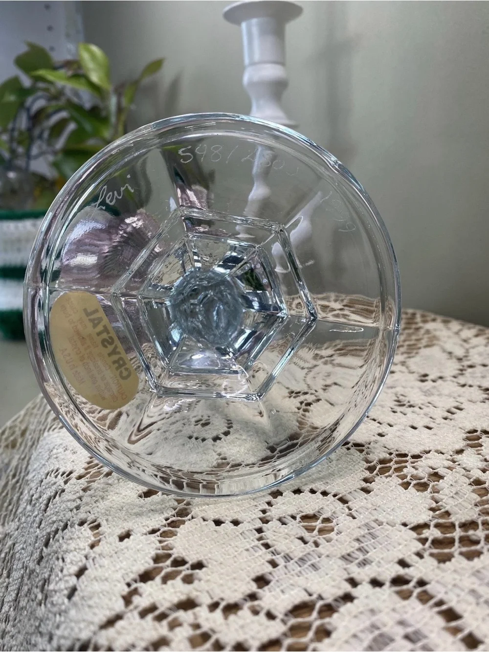 Vintage Intaglio Crystal Designs Parlour Lamp